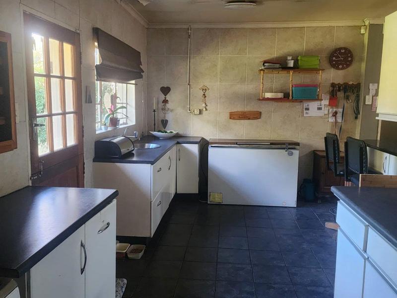3 Bedroom Property for Sale in Roodia Free State